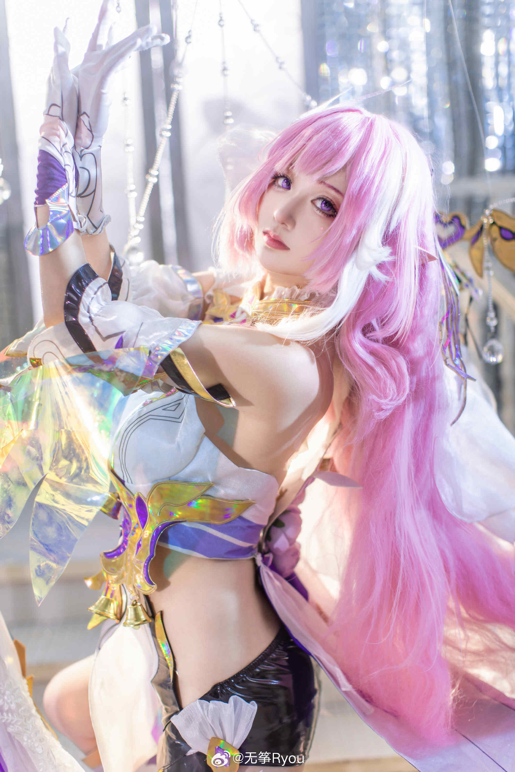 那花名为爱莉希雅……人之律者，爱莉希雅