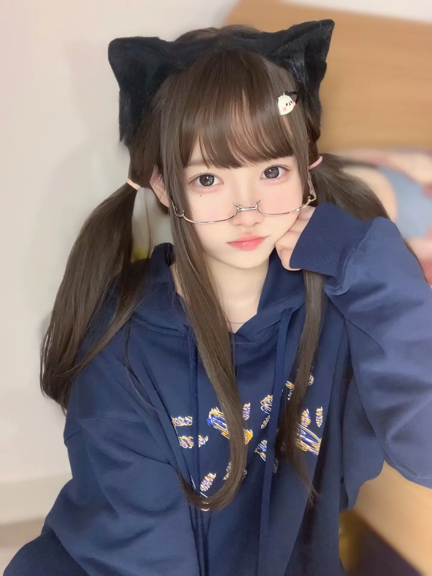 f9c319fcf1a6484fb504c35cf27d828a_q75