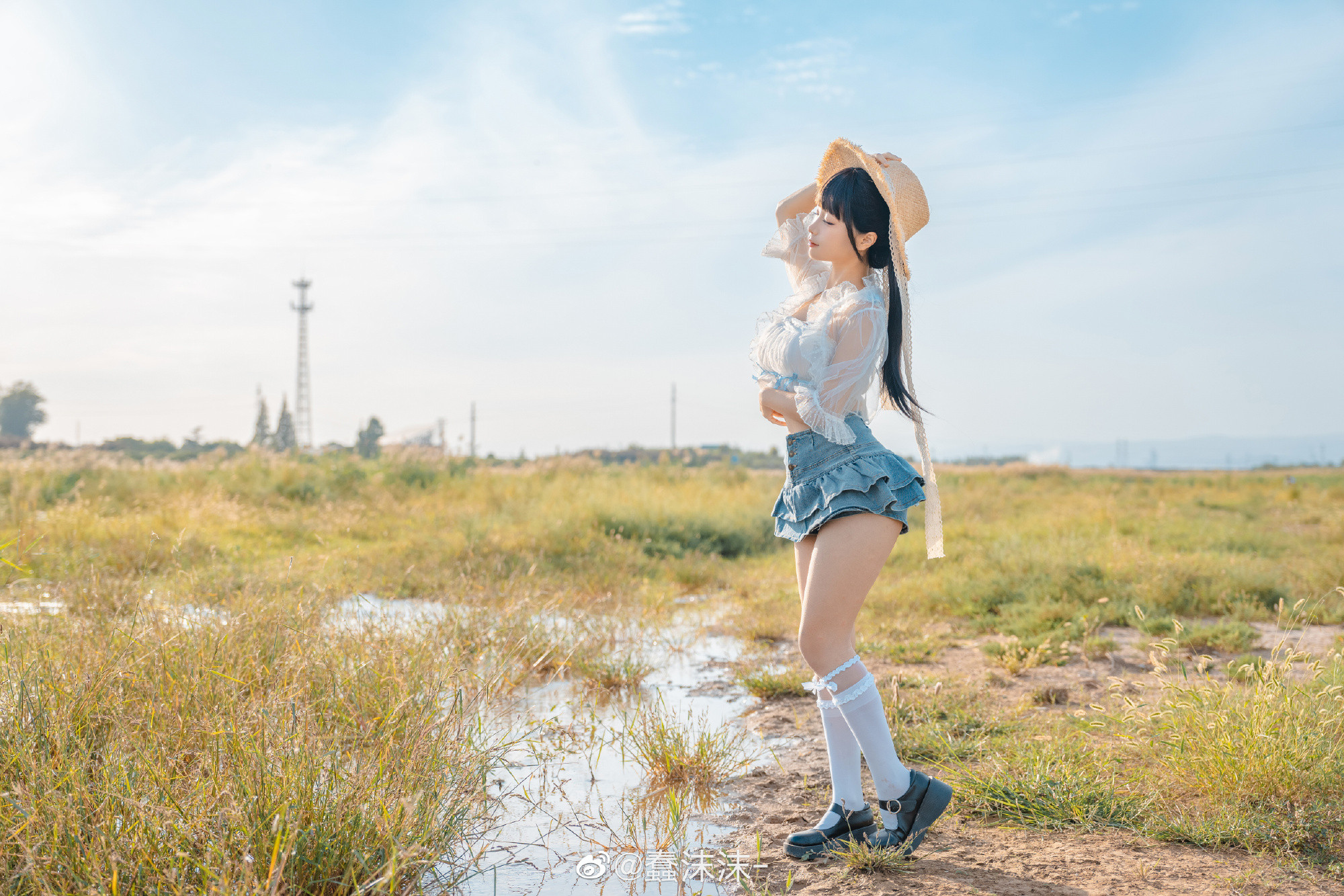 005E9EkYly1h6r3sx7r2tj33w02lcb2e