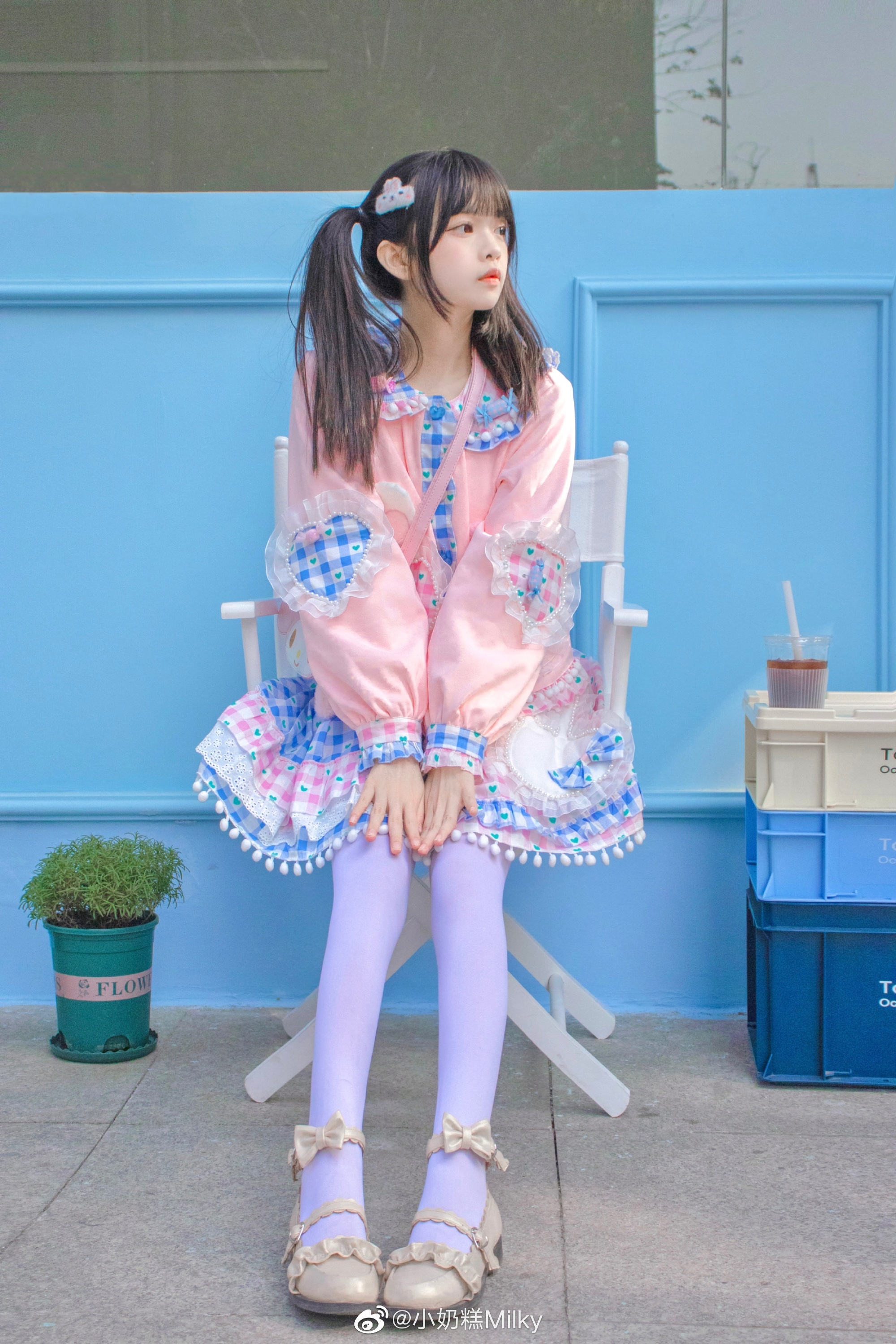 006iiTvtgy1gx2383dn0aj322t348npe