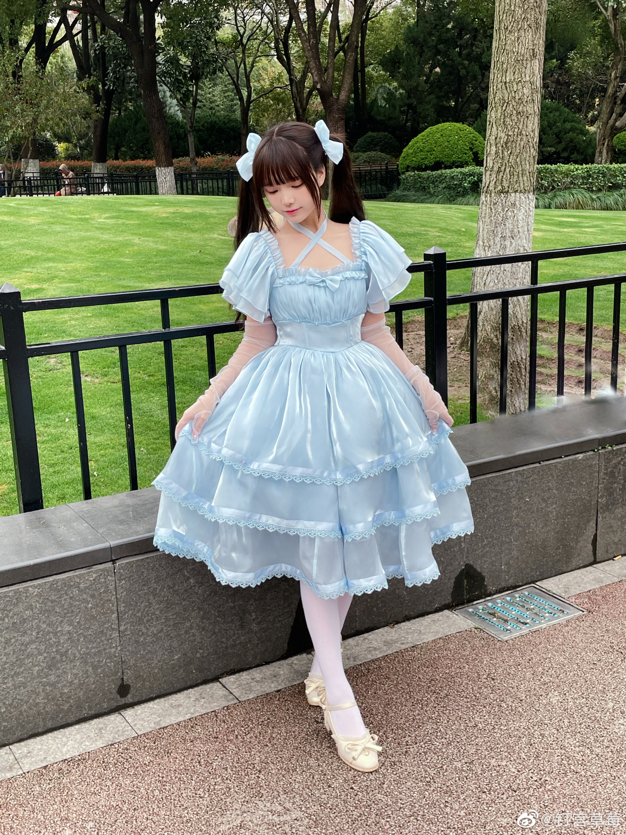 007a5eMgly1hc8rxvug0xj32c03401l1