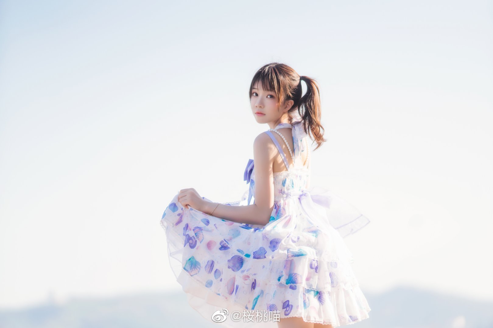 桜桃喵-这世界所有的温柔都值得我们踮起脚尖