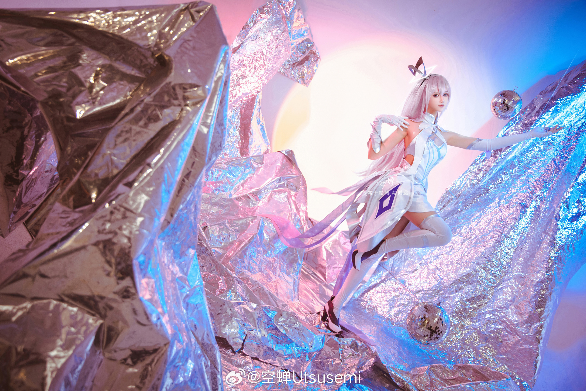 4870157fly1hi3wugy281j22ba1jkx6q