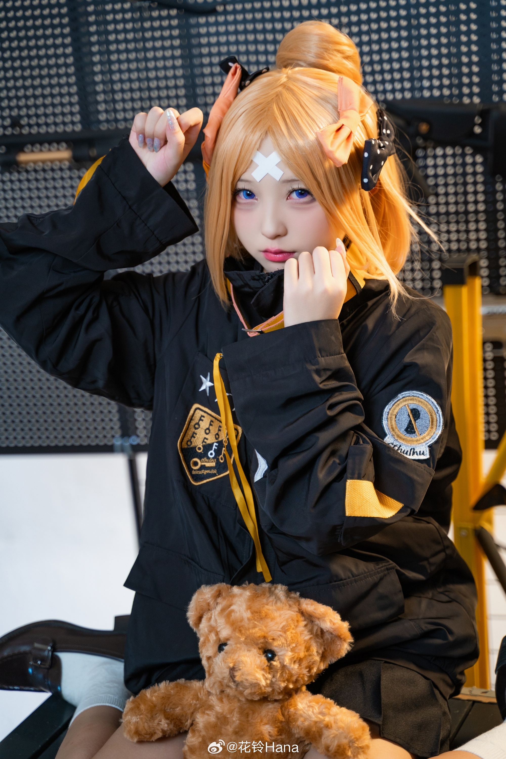 008gEBq2ly1hiutcvbcnxj32kw3vcqv8