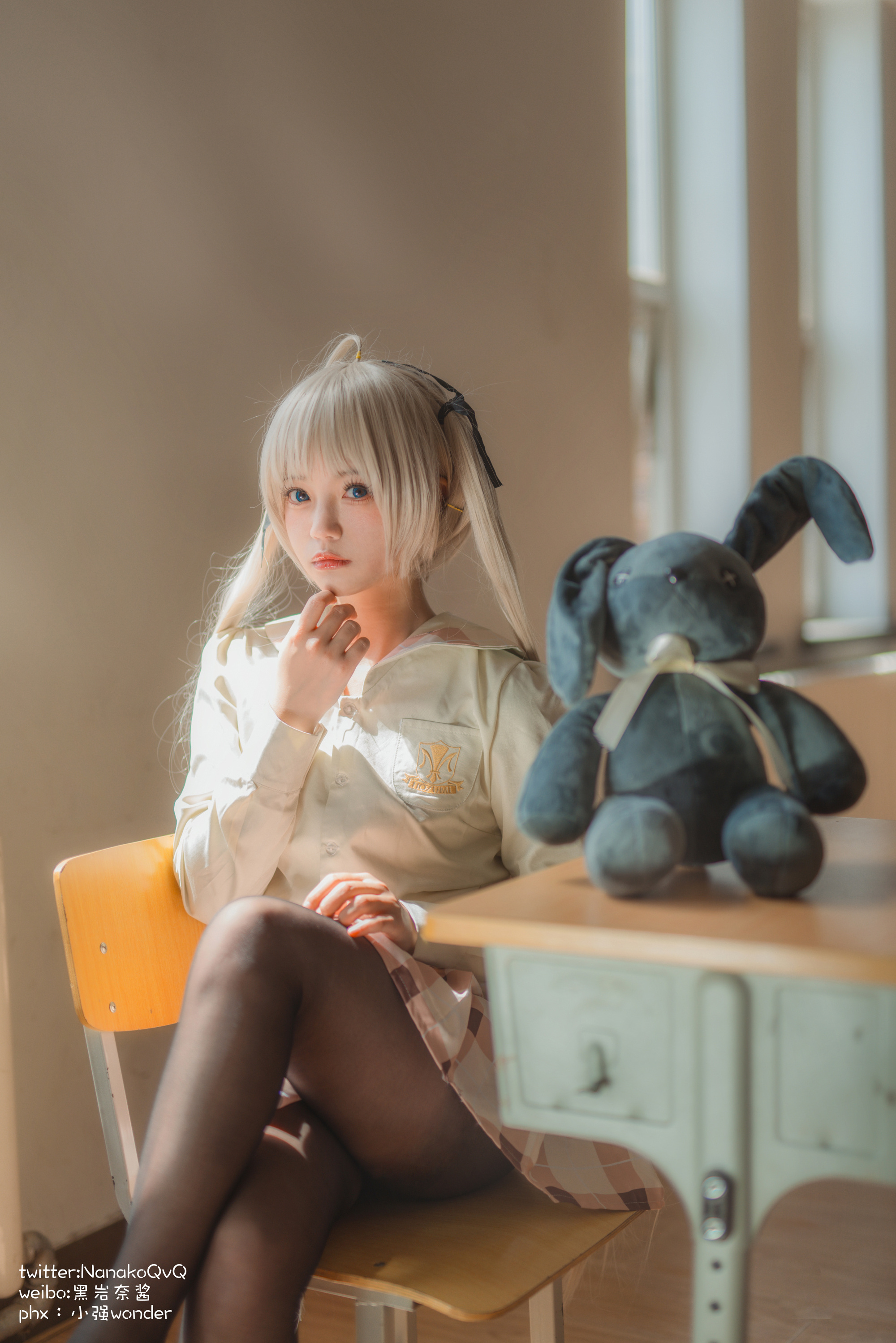 72738531gy1hk9xgso6dej21jm2bcb29