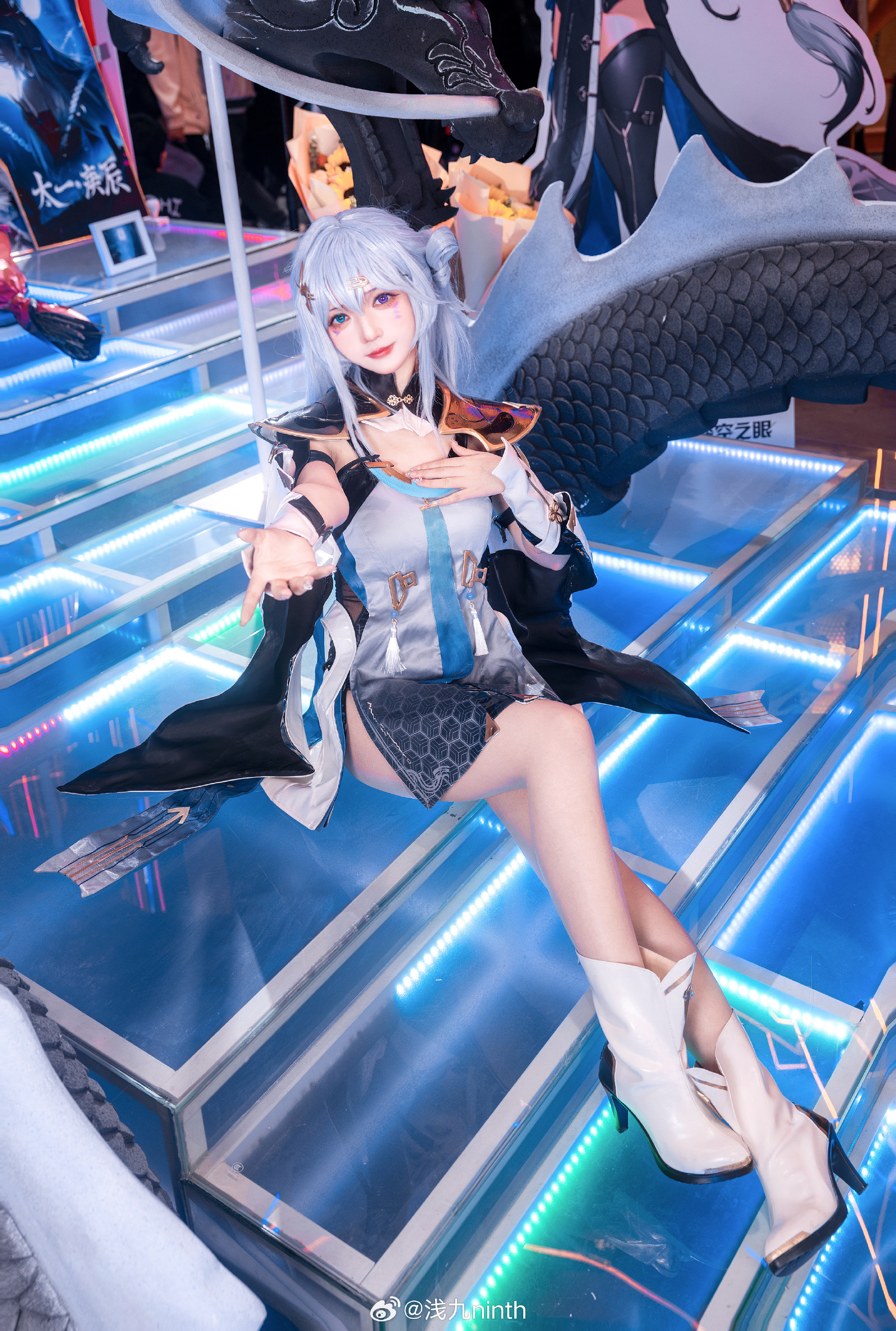 007028bkgy1hliwnxv15yj323w34n4qt