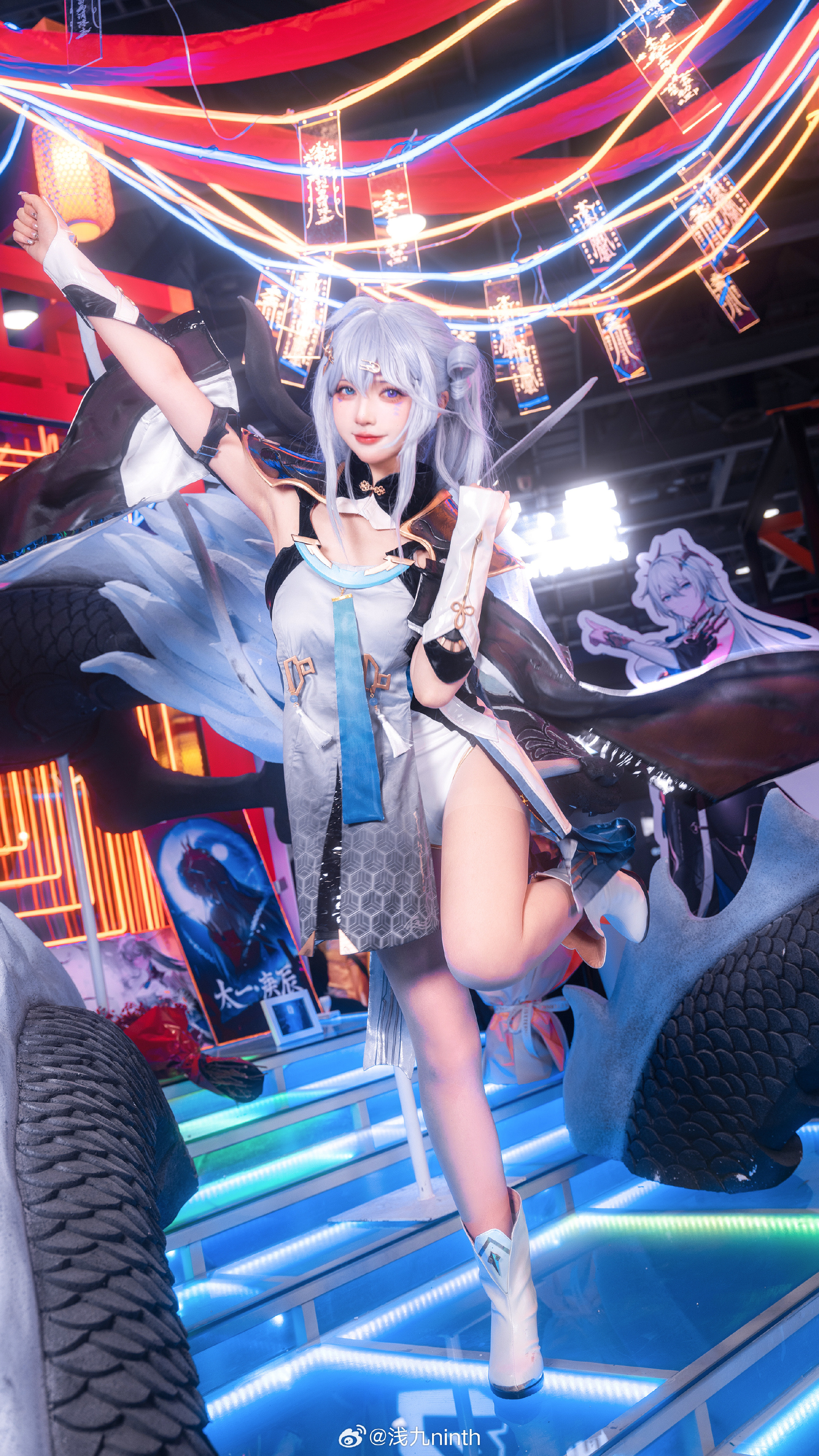 007028bkgy1hliwokeevvj31s035shdw