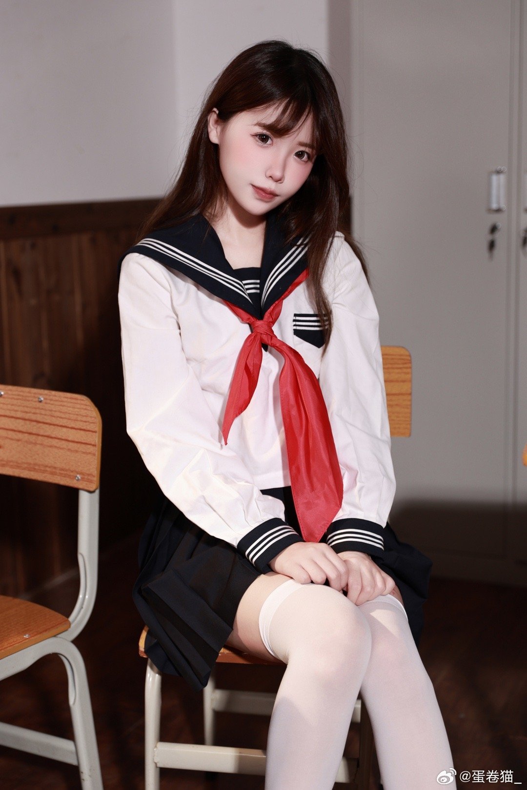 008coYUcgy1hir5aefwc0j30u01900y0