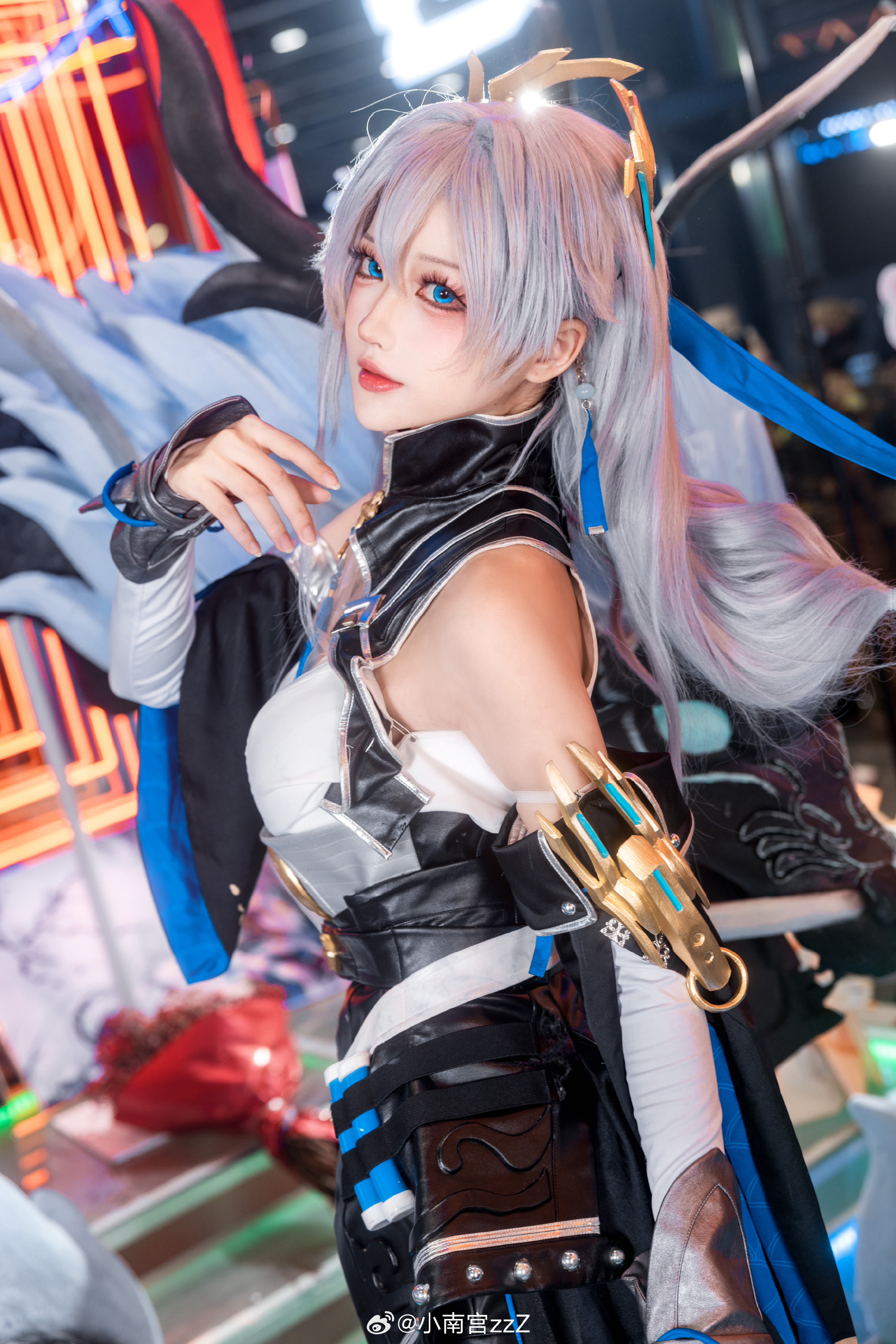 6f5f4997gy1hlinas251kj235s4qlnph