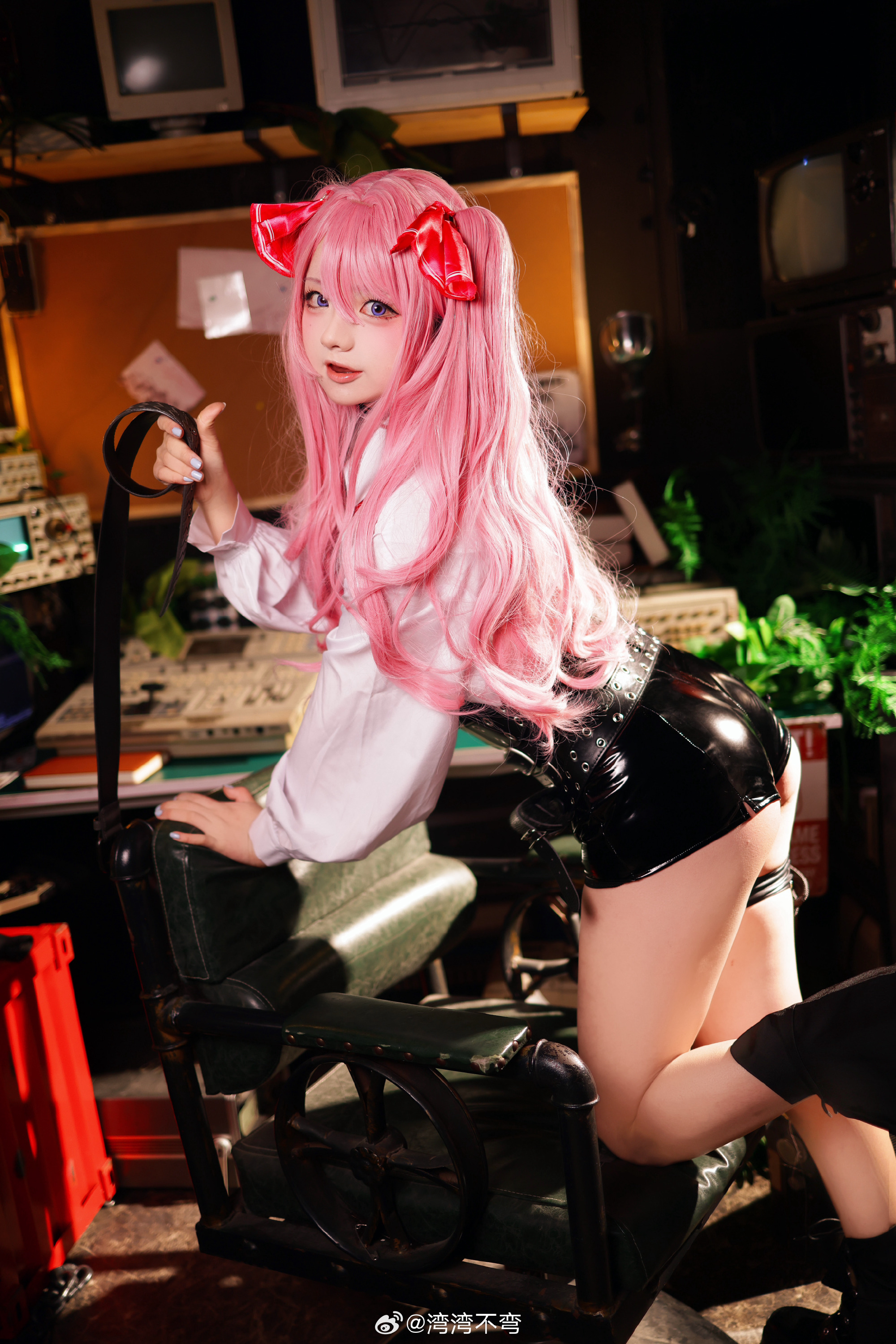 ?nikke尤妮?「对于肉腿你怎么看？」