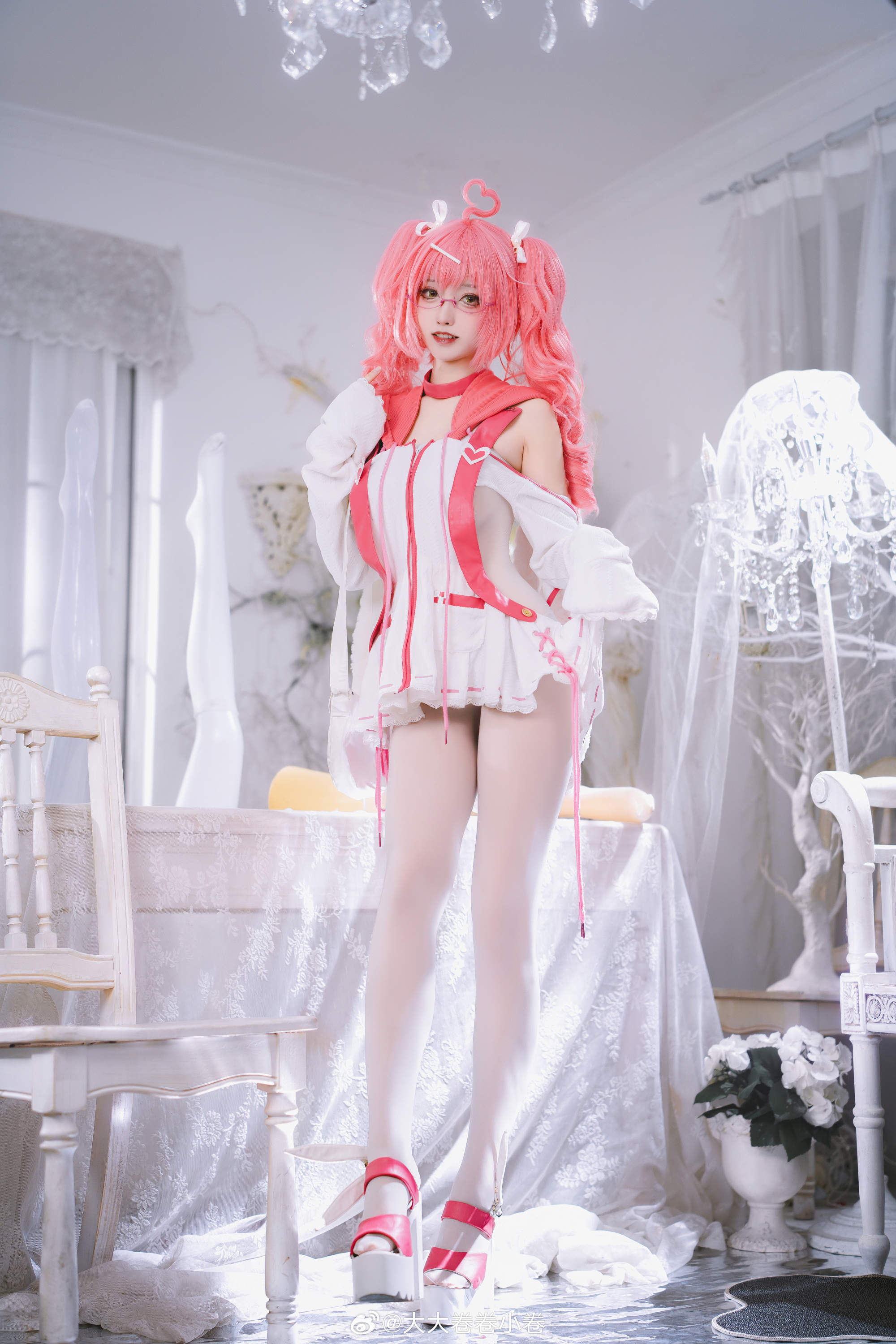 973980d7gy1hmkv3liur3j23344mou11