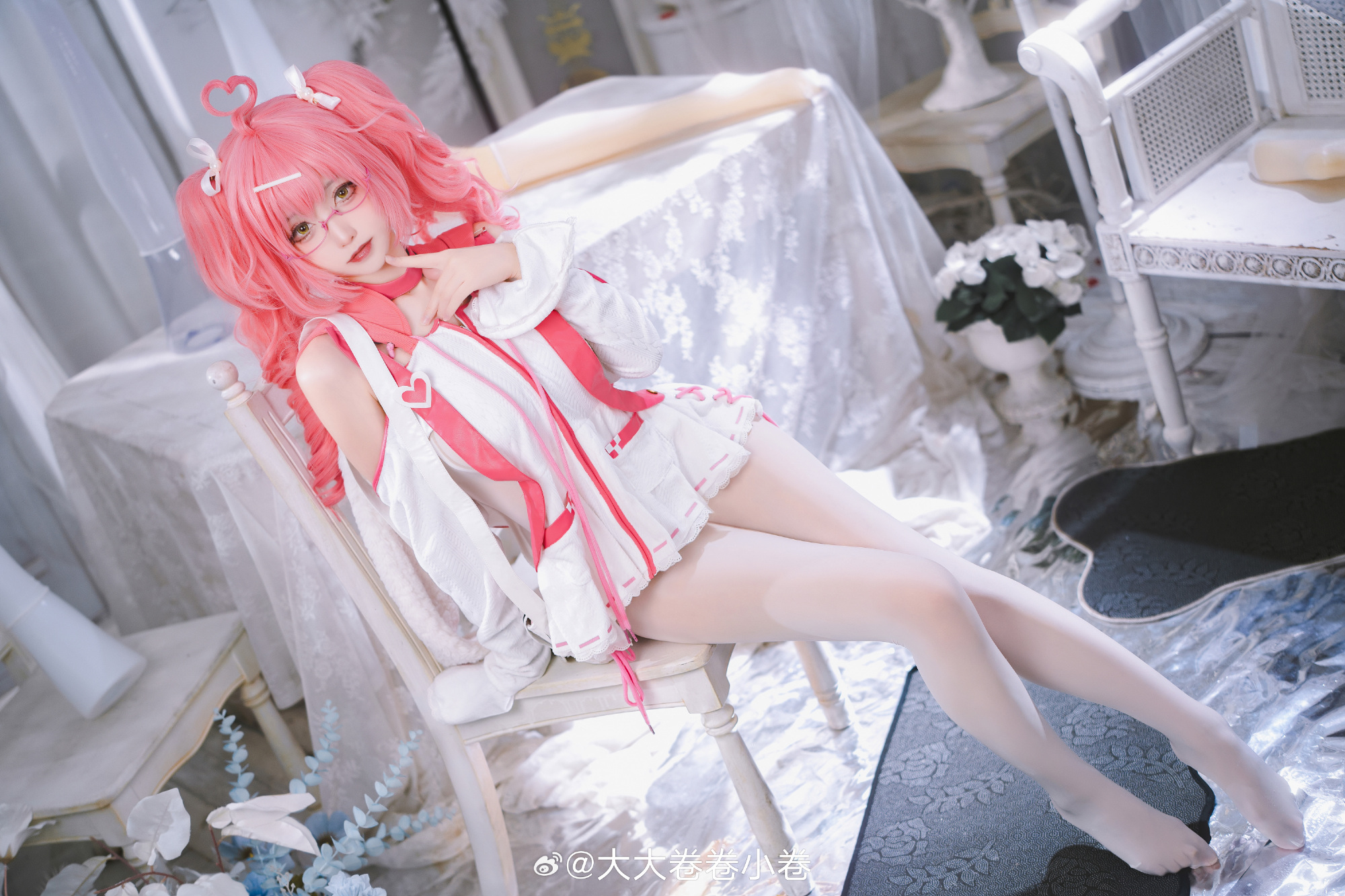 973980d7gy1hmkv3n19qyj24mo3341l2