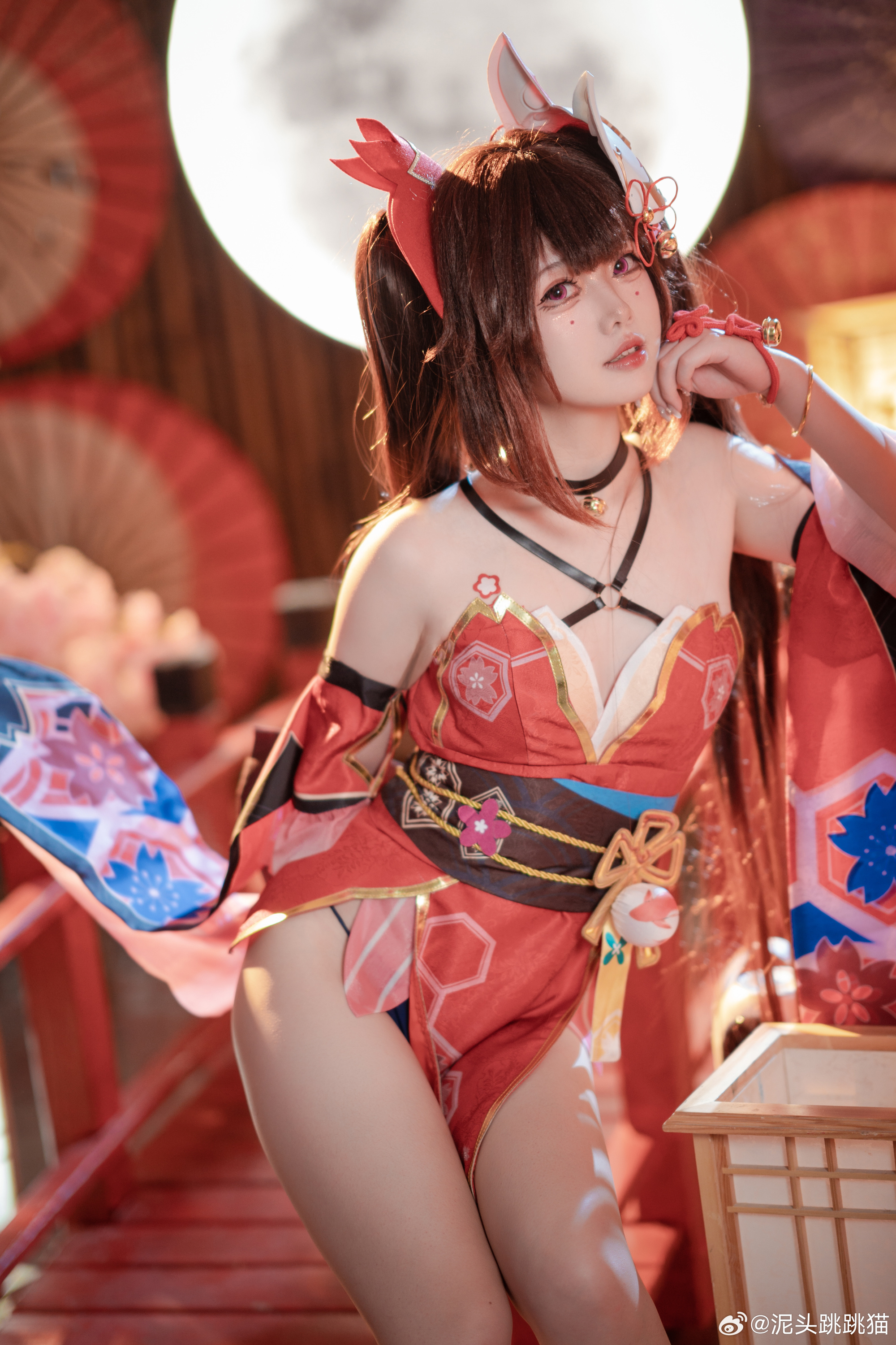 005yoeOrly1hnetxrqm32j33344mohdz