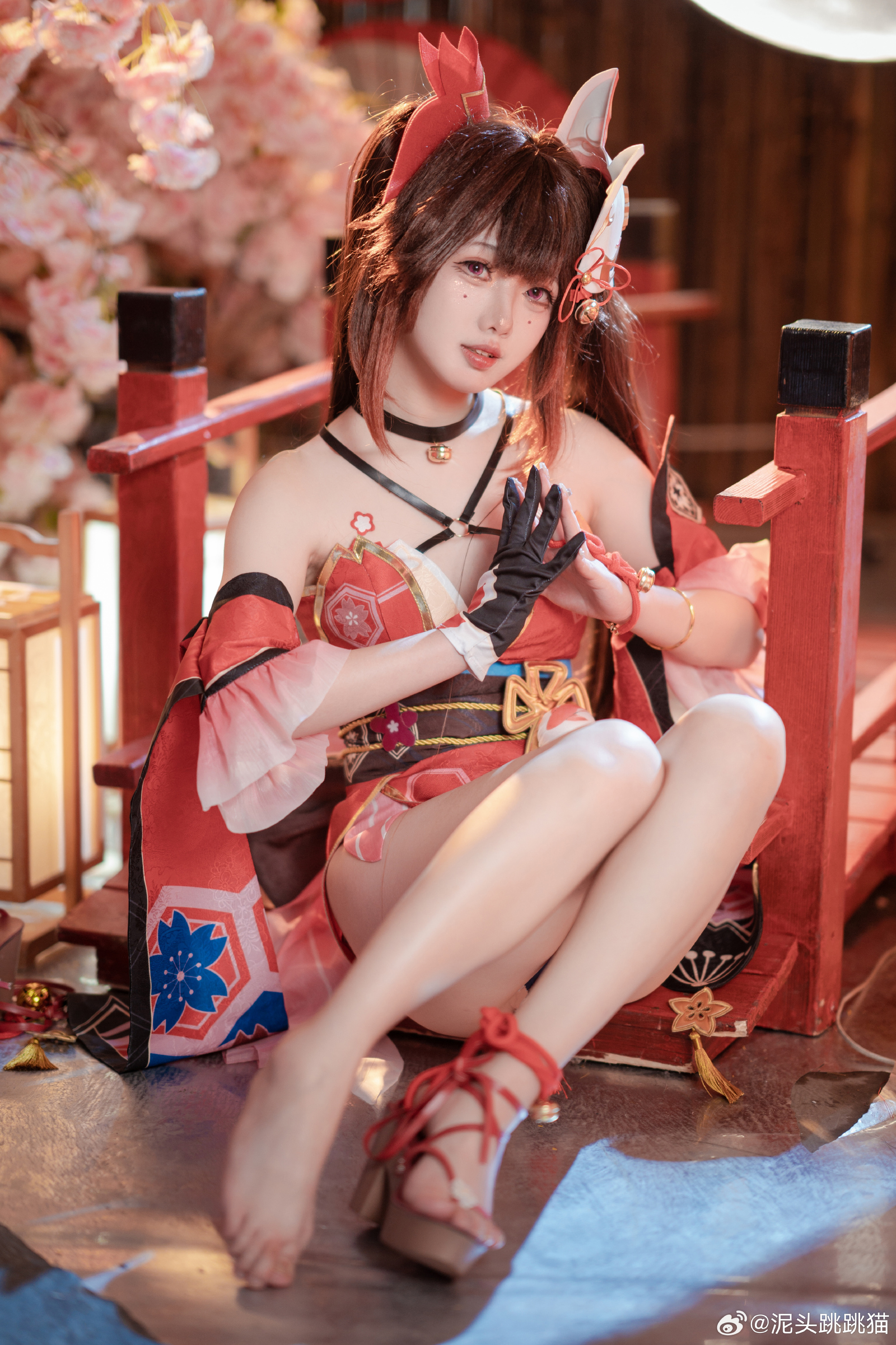 005yoeOrly1hnety1pgf6j32xs4eonpi