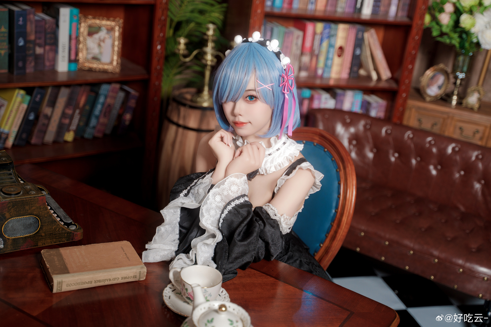 baf0d459gy1hoku89mr48j264w43cb2j