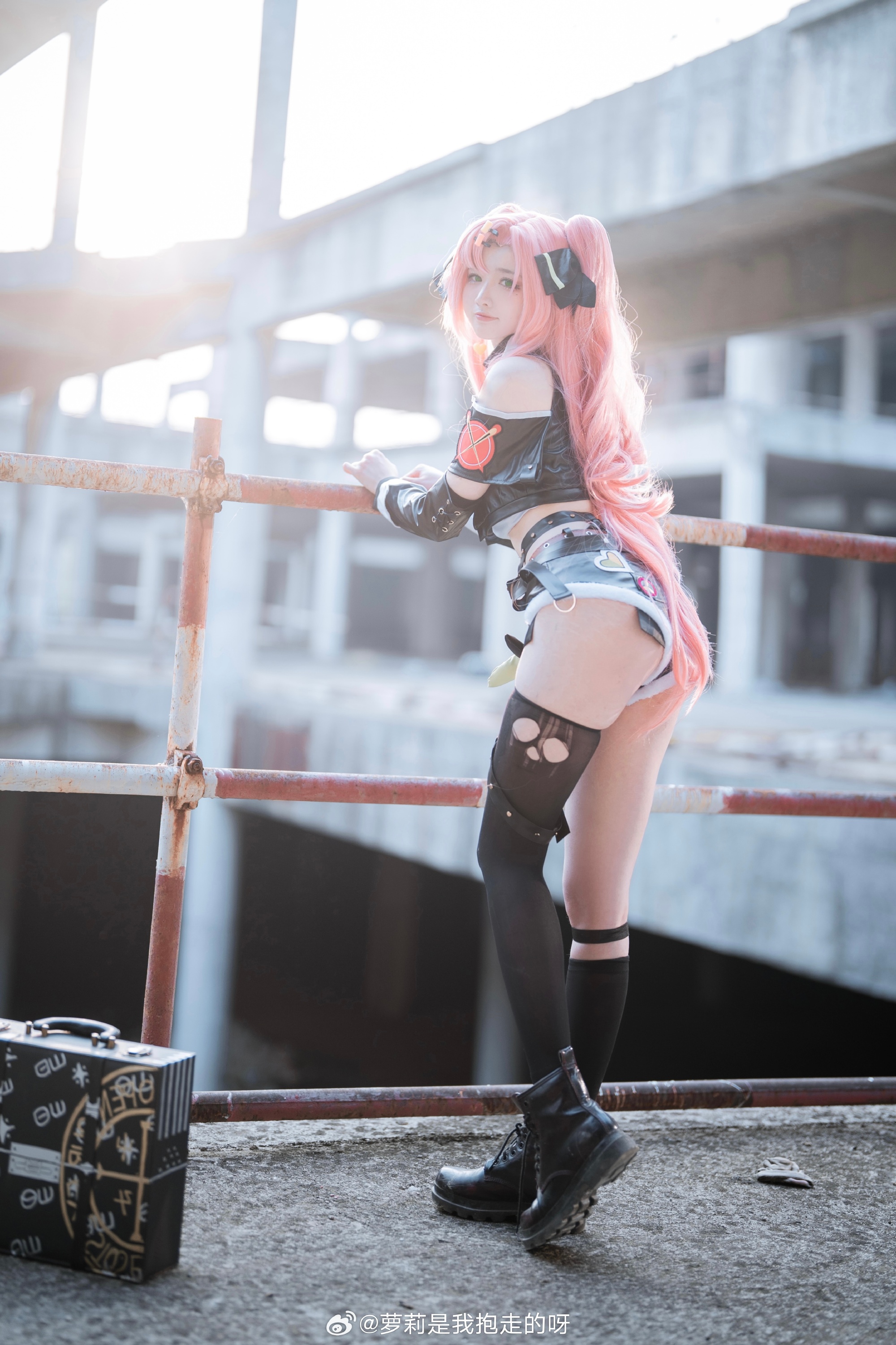 005PjocNgy1hpbxu3m4wmj32y14f4b2b