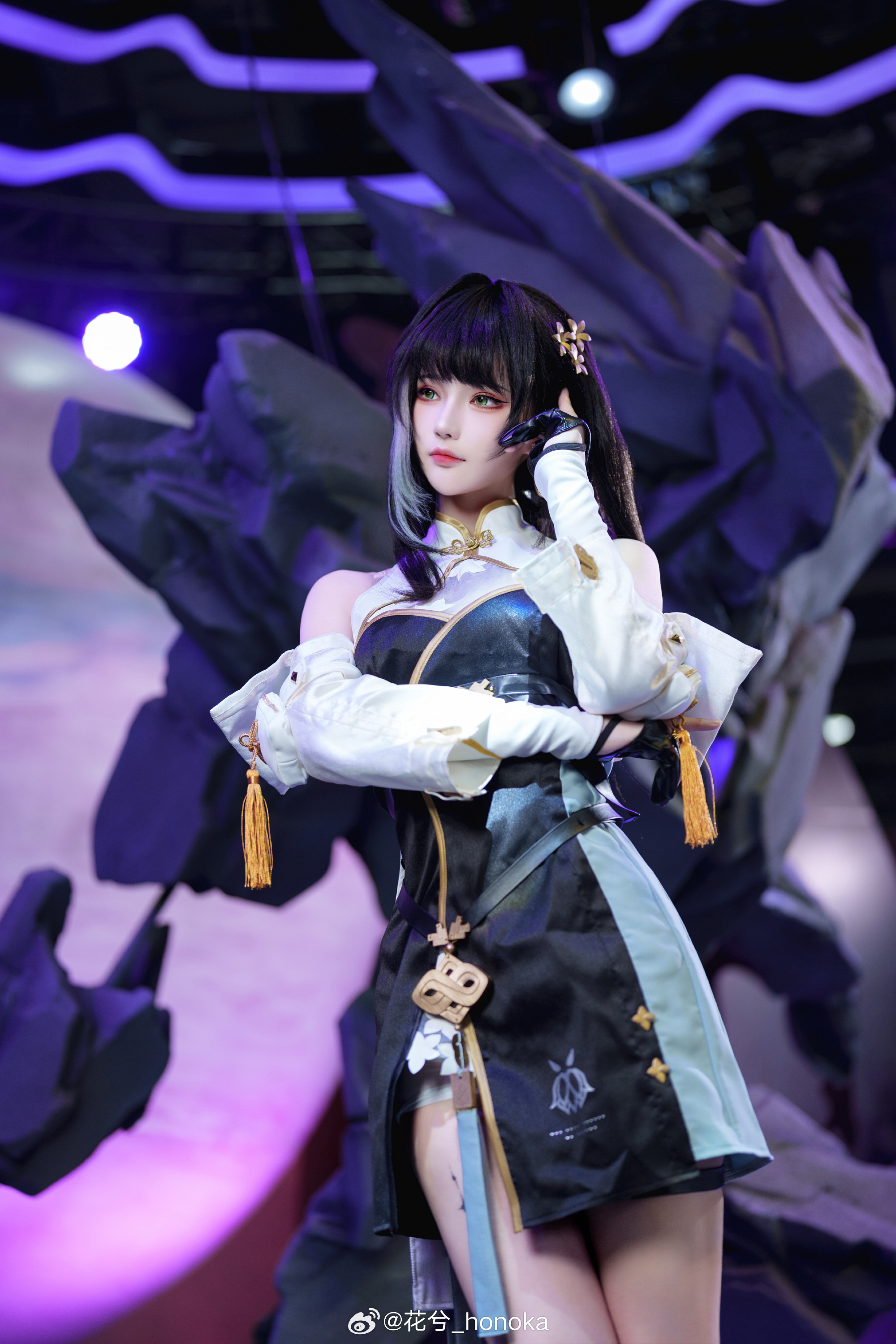 哎呀～你更喜欢哪个我呢