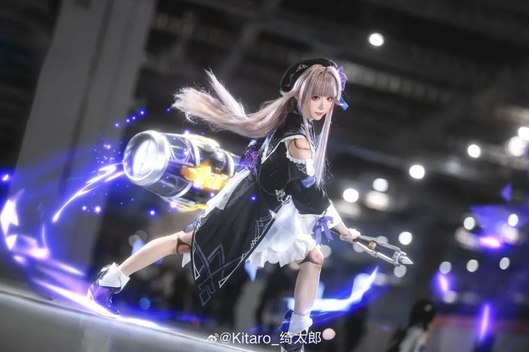 “没见过这么大的钻石?送给你！”“下次就研究你～”