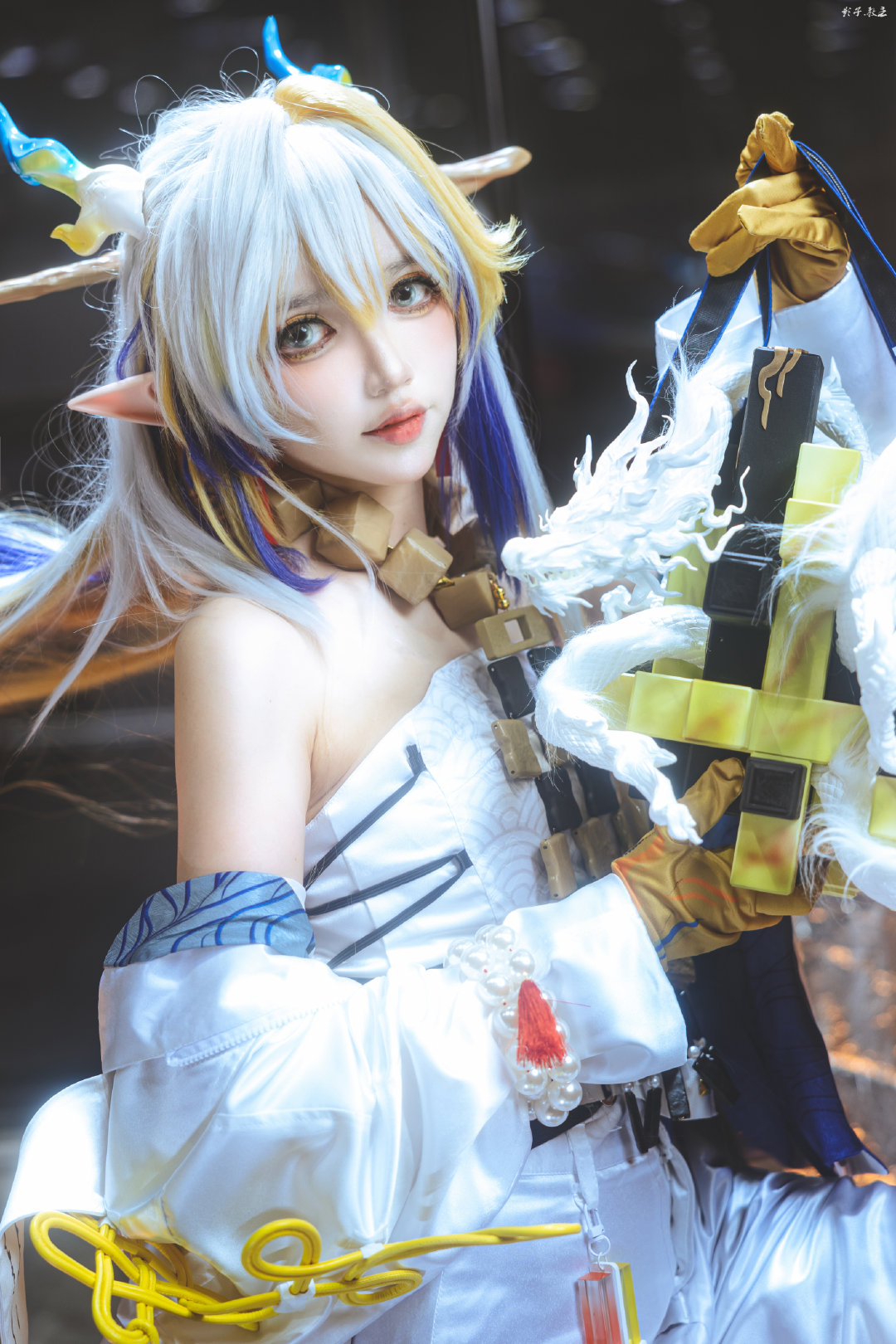 6d666ecdgy1hpatwosdw2j20u0190n6g