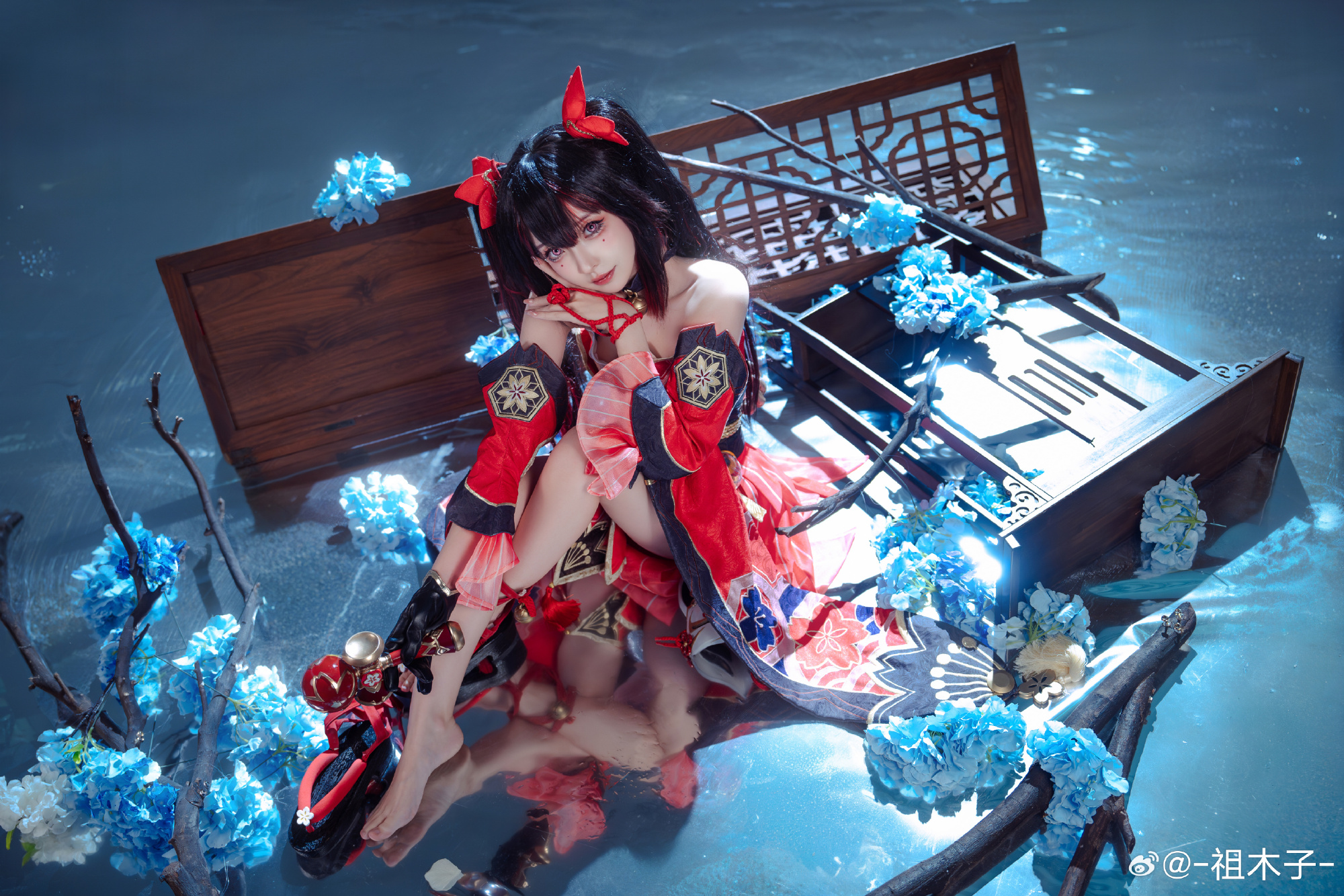 005O00etgy1hndzv7plb6j34eo2xsb2f