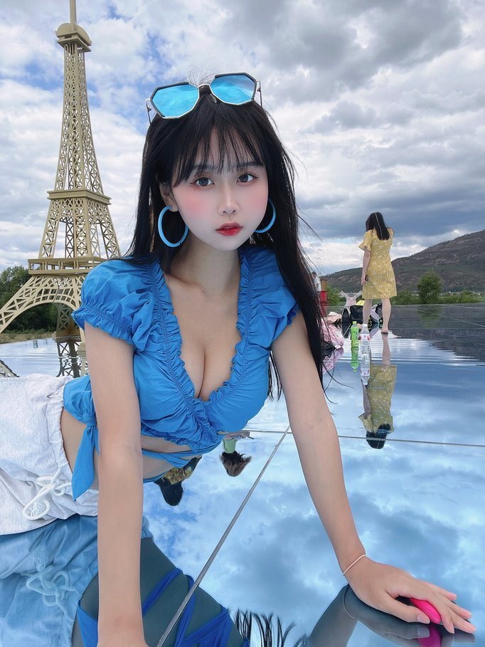 萌芽儿_全部写真作品合集|更新至 56 期 - 预览图 2 萌芽儿_全部写真作品合集|更新至 56 期 - 预览图 2