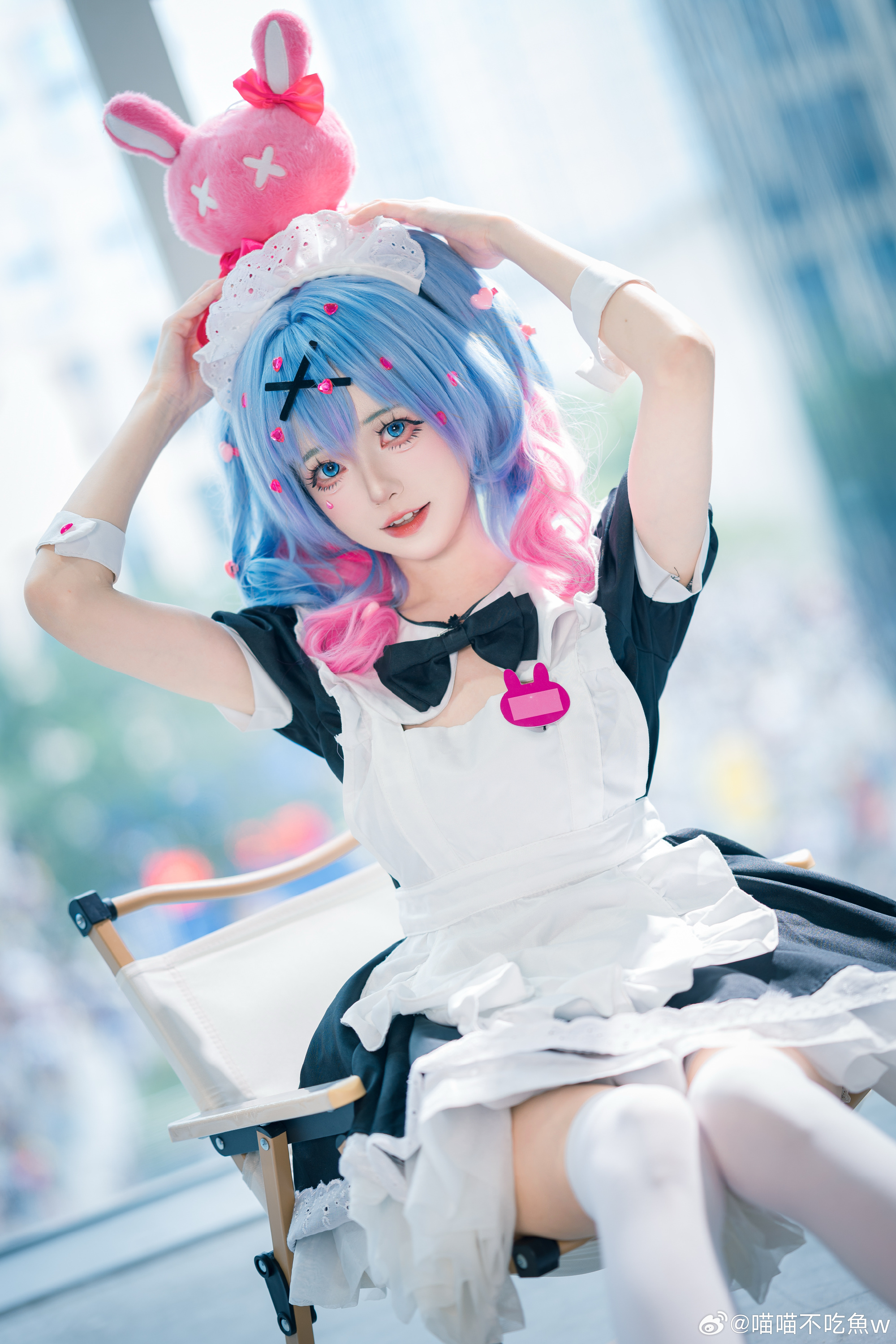Cosplay|让我们坠入,兔子洞女仆 Miku@喵喵不吃魚w